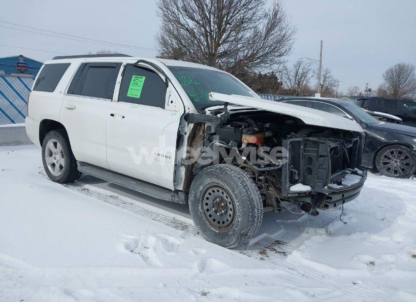 2015 Chevrolet Tahoe LT (VIN 1GNSKBKC2FR216580) main photo