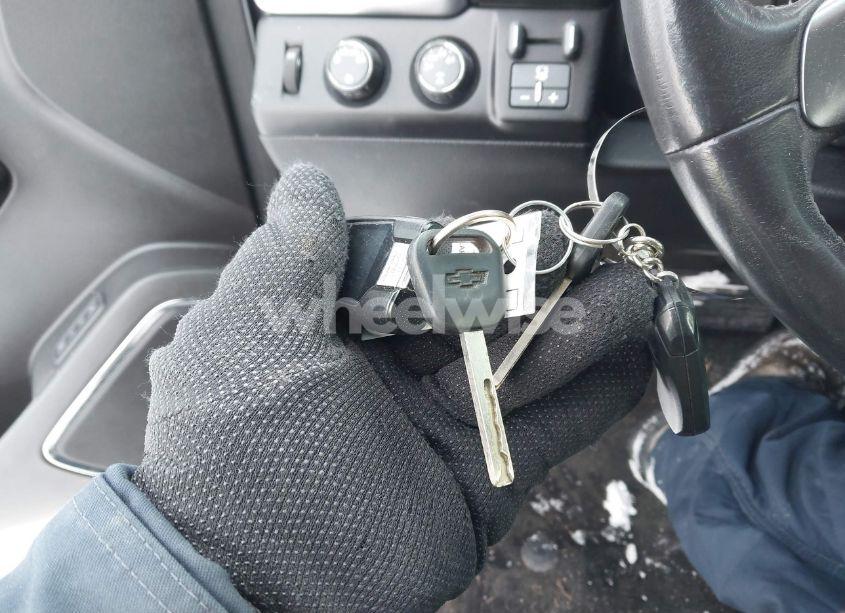 Photo 11 of 2015 Chevrolet Tahoe LT (VIN 1GNSKBKC2FR216580)