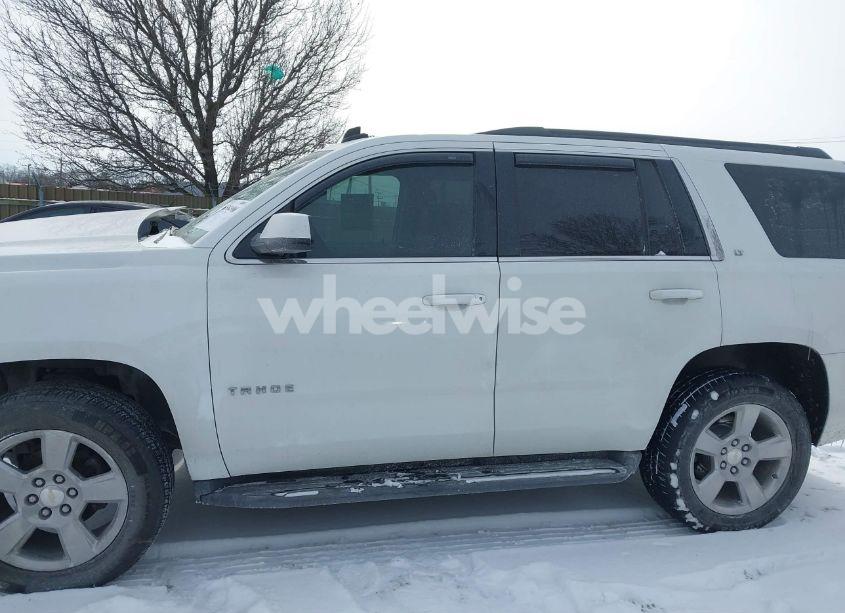 Photo 14 of 2015 Chevrolet Tahoe LT (VIN 1GNSKBKC2FR216580)