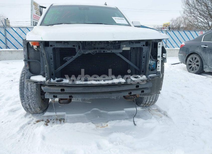 Photo 6 of 2015 Chevrolet Tahoe LT (VIN 1GNSKBKC2FR216580)