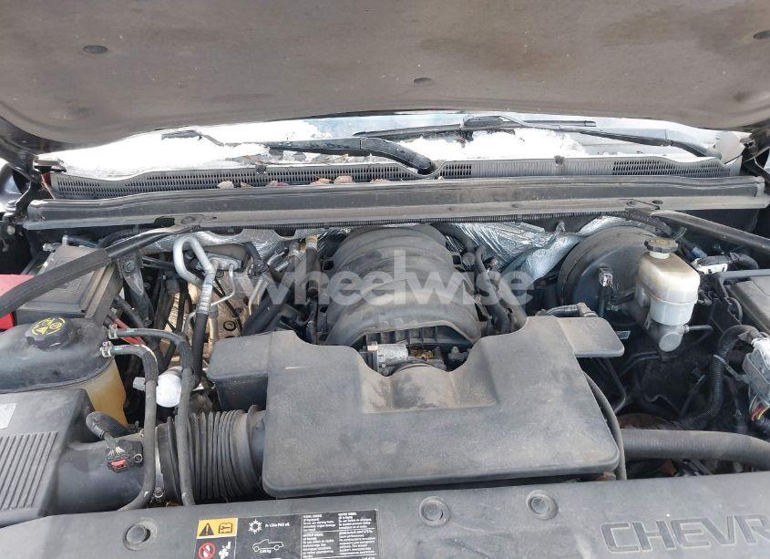 Photo 10 of 2015 Chevrolet Tahoe LT (VIN 1GNSKBKC2FR255668)