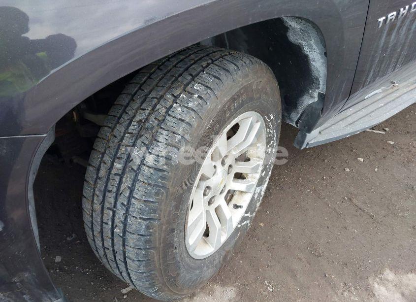 Photo 12 of 2015 Chevrolet Tahoe LT (VIN 1GNSKBKC2FR255668)