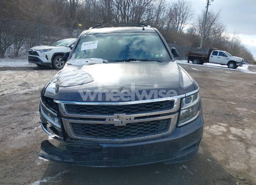 Photo 13 of 2015 Chevrolet Tahoe LT (VIN 1GNSKBKC2FR255668)