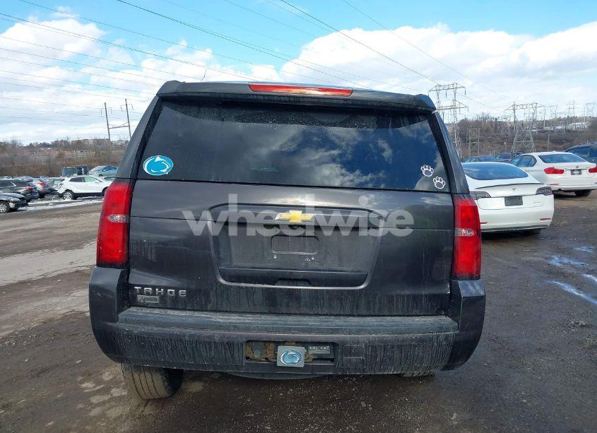 Photo 17 of 2015 Chevrolet Tahoe LT (VIN 1GNSKBKC2FR255668)