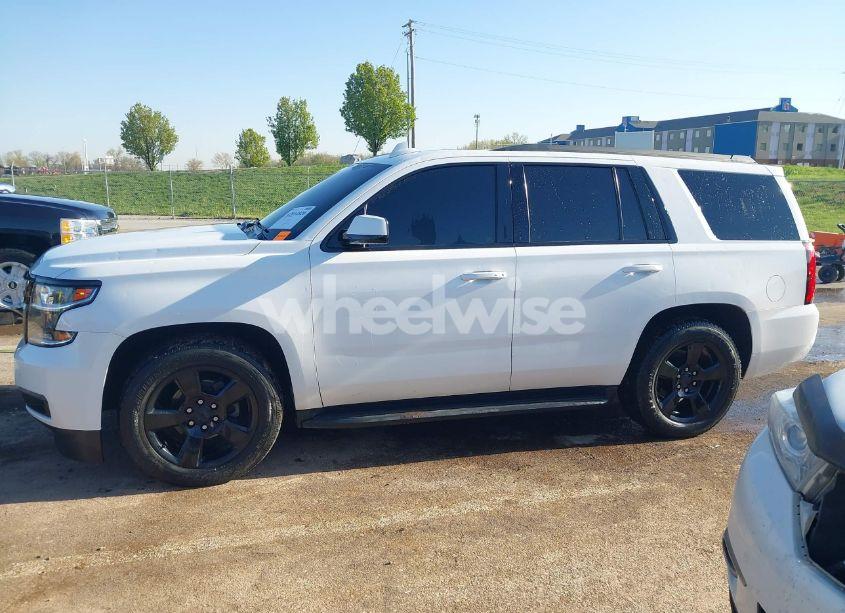 Photo 14 of 2015 Chevrolet Tahoe LT (VIN 1GNSKBKC2FR714357)