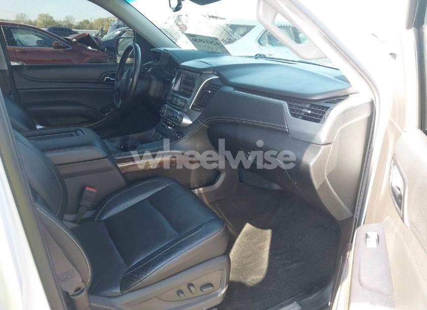 Photo 5 of 2015 Chevrolet Tahoe LT (VIN 1GNSKBKC2FR714357)