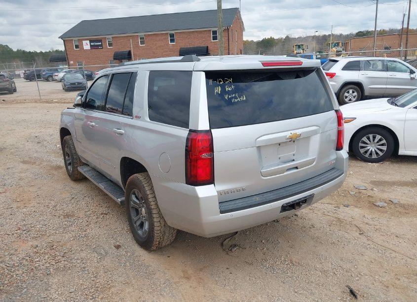 Photo 3 of 2015 Chevrolet Tahoe LT (VIN 1GNSKBKC2FR730784)