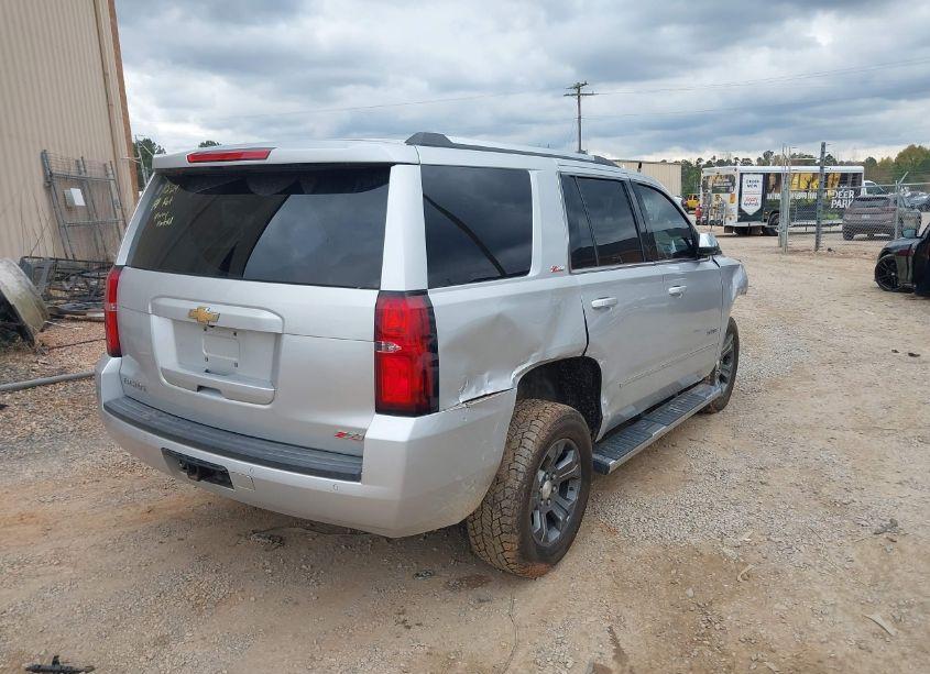 Photo 4 of 2015 Chevrolet Tahoe LT (VIN 1GNSKBKC2FR730784)