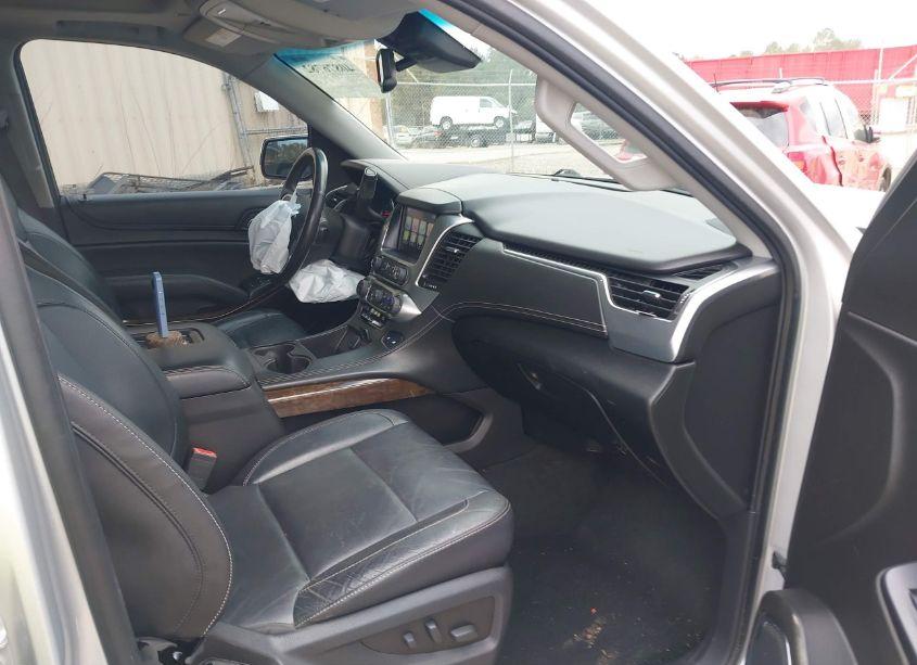 Photo 5 of 2015 Chevrolet Tahoe LT (VIN 1GNSKBKC2FR730784)