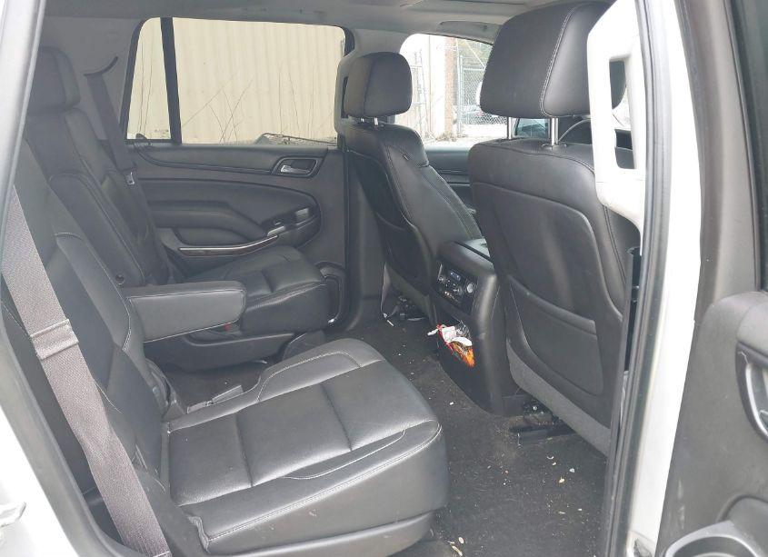 Photo 8 of 2015 Chevrolet Tahoe LT (VIN 1GNSKBKC2FR730784)