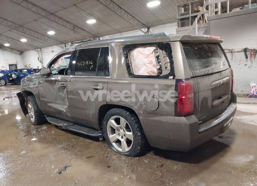 Photo 3 of 2016 Chevrolet Tahoe LT (VIN 1GNSKBKC2GR213809)