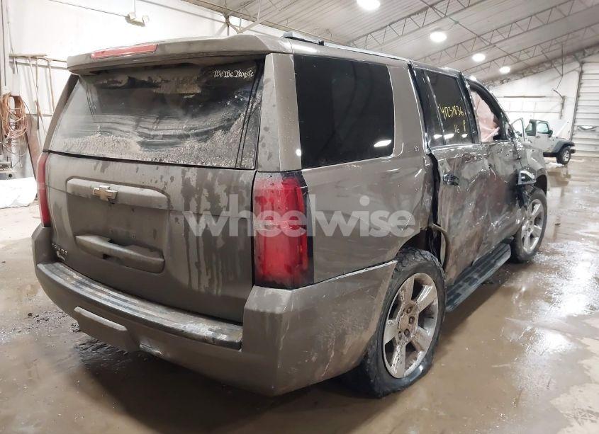 Photo 4 of 2016 Chevrolet Tahoe LT (VIN 1GNSKBKC2GR213809)