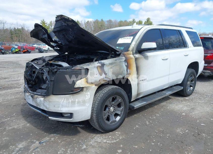 Photo 2 of 2016 Chevrolet Tahoe LT (VIN 1GNSKBKC2GR330953)