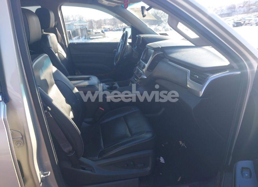 Photo 5 of 2017 Chevrolet Tahoe LT (VIN 1GNSKBKC2HR111413)