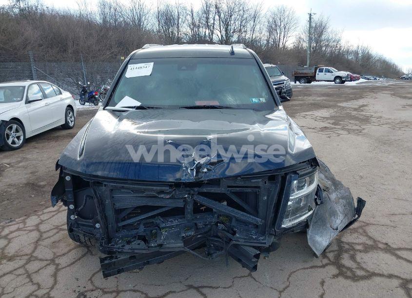 Photo 12 of 2019 Chevrolet Tahoe LT (VIN 1GNSKBKC2KR171442)