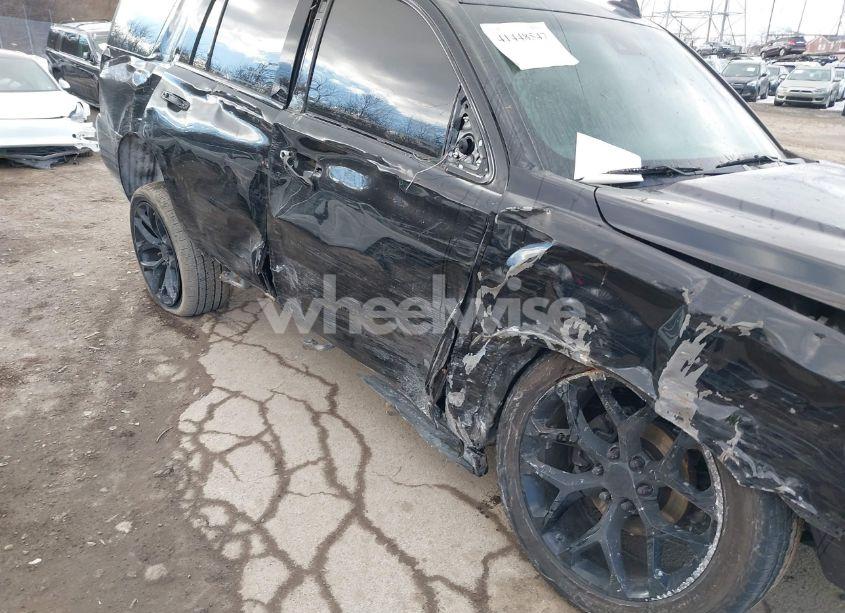 Photo 6 of 2019 Chevrolet Tahoe LT (VIN 1GNSKBKC2KR171442)