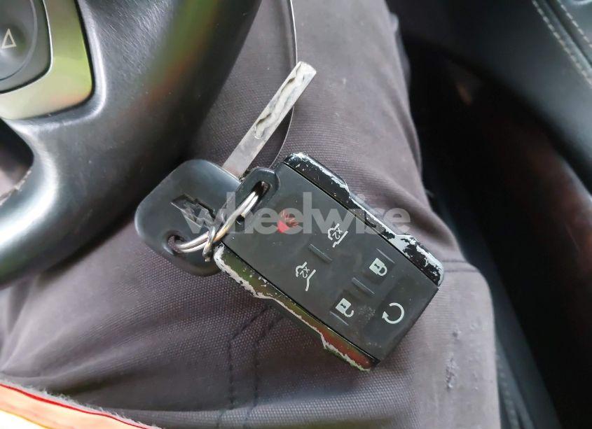 Photo 11 of 2016 Chevrolet Tahoe LT (VIN 1GNSKBKC3GR271752)