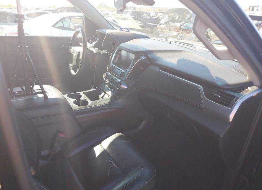 Photo 5 of 2016 Chevrolet Tahoe LT (VIN 1GNSKBKC3GR464287)