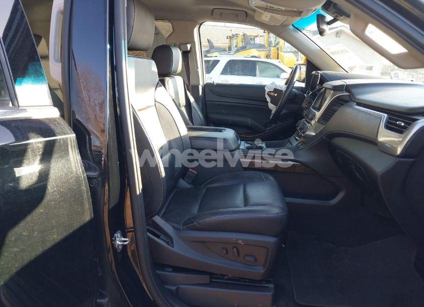 Photo 5 of 2017 Chevrolet Tahoe LT (VIN 1GNSKBKC3HR278010)