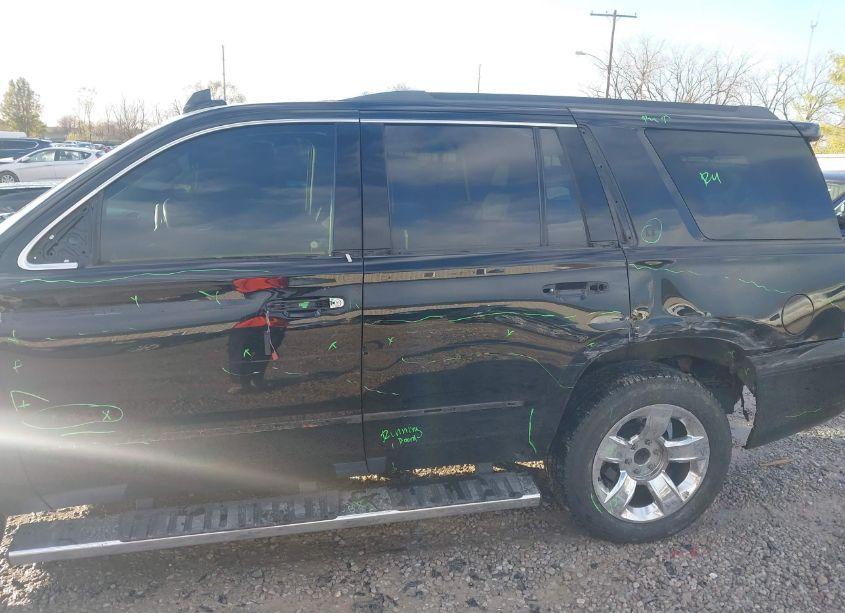 Photo 14 of 2017 Chevrolet Tahoe LT (VIN 1GNSKBKC3HR302550)