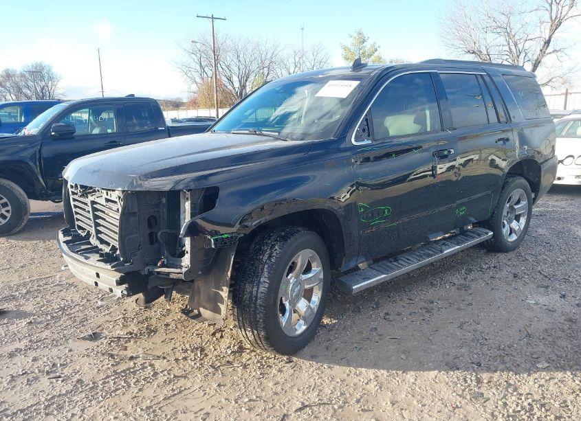 Photo 2 of 2017 Chevrolet Tahoe LT (VIN 1GNSKBKC3HR302550)