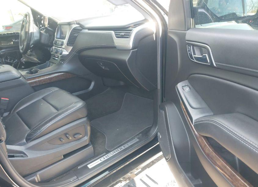 Photo 5 of 2017 Chevrolet Tahoe LT (VIN 1GNSKBKC3HR302550)