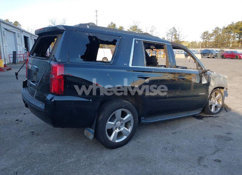 Photo 4 of 2019 Chevrolet Tahoe LT (VIN 1GNSKBKC3KR284087)