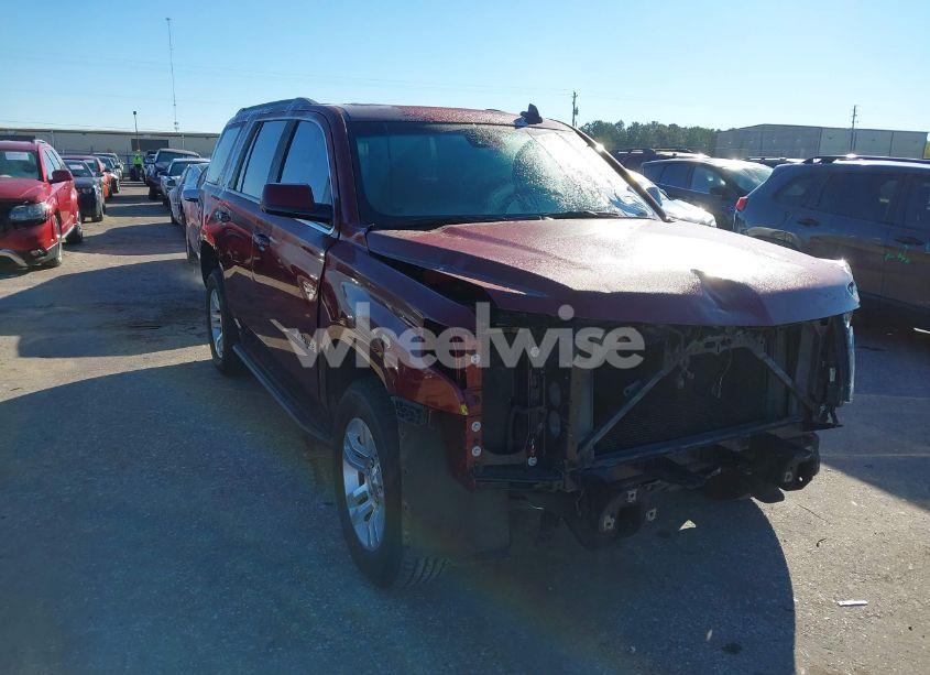 2019 Chevrolet Tahoe LT (VIN 1GNSKBKC3KR377093) main photo