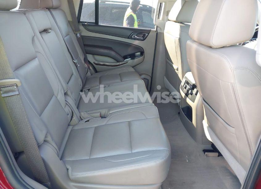 Photo 8 of 2019 Chevrolet Tahoe LT (VIN 1GNSKBKC3KR377093)