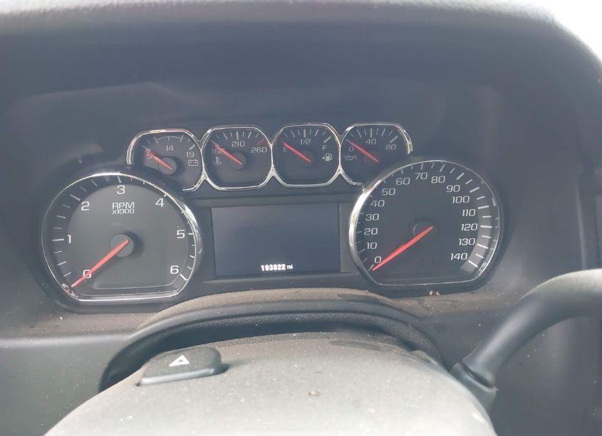 Photo 7 of 2015 Chevrolet Tahoe LT (VIN 1GNSKBKC4FR200316)