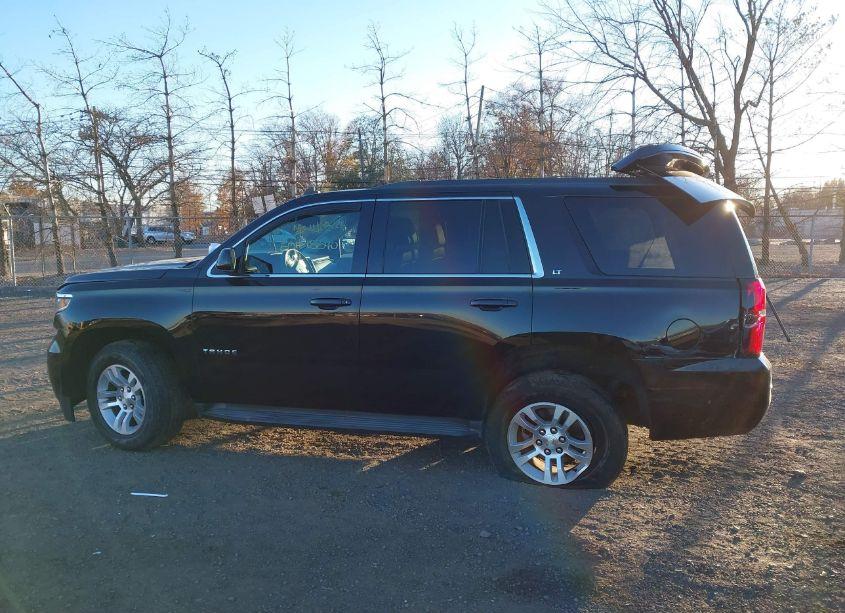 Photo 13 of 2015 Chevrolet Tahoe LT (VIN 1GNSKBKC4FR228570)