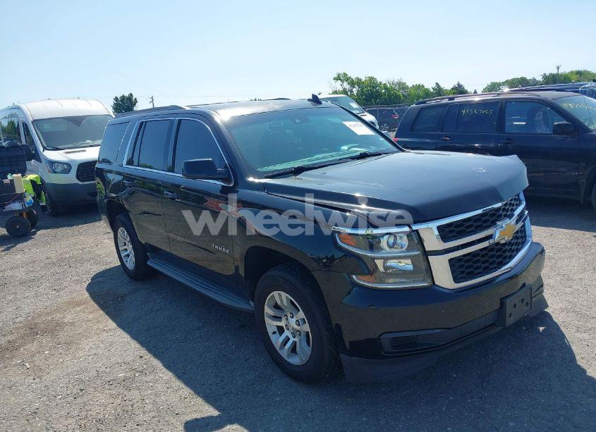 2015 Chevrolet Tahoe LT (VIN 1GNSKBKC4FR555079) main photo