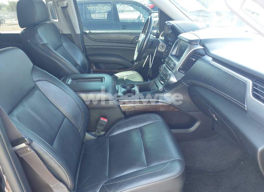 Photo 5 of 2015 Chevrolet Tahoe LT (VIN 1GNSKBKC4FR555079)