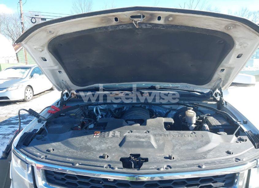 Photo 10 of 2015 Chevrolet Tahoe LT (VIN 1GNSKBKC4FR664075)