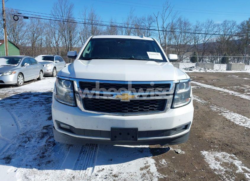 Photo 12 of 2015 Chevrolet Tahoe LT (VIN 1GNSKBKC4FR664075)