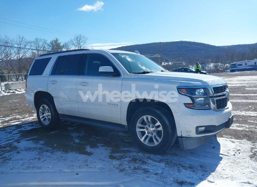 Photo 13 of 2015 Chevrolet Tahoe LT (VIN 1GNSKBKC4FR664075)