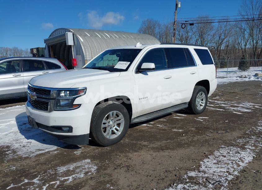 Photo 2 of 2015 Chevrolet Tahoe LT (VIN 1GNSKBKC4FR664075)