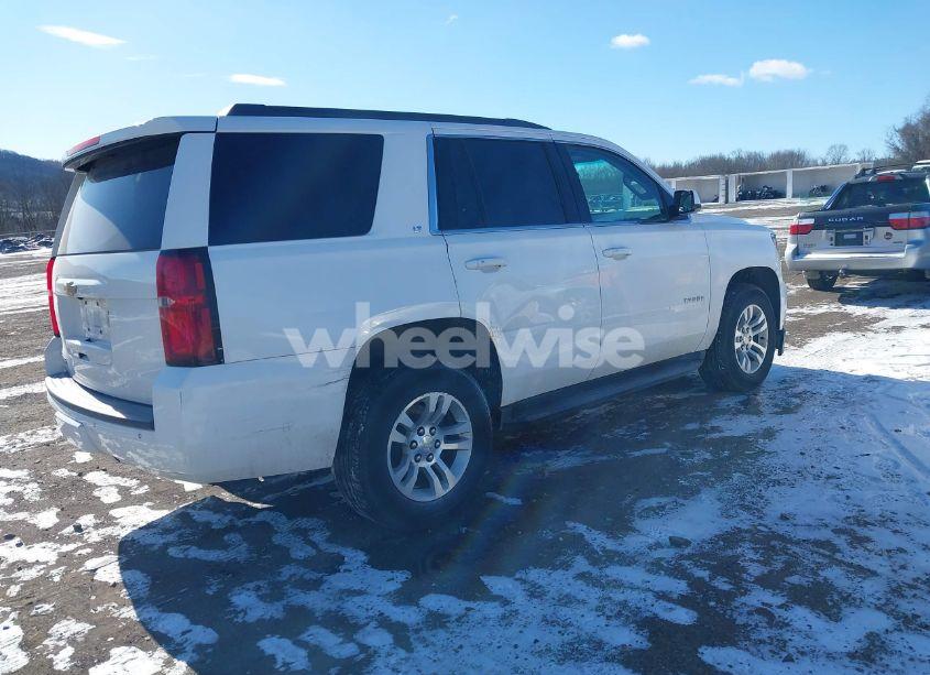 Photo 4 of 2015 Chevrolet Tahoe LT (VIN 1GNSKBKC4FR664075)