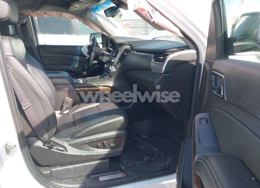 Photo 5 of 2016 Chevrolet Tahoe LT (VIN 1GNSKBKC4GR196706)