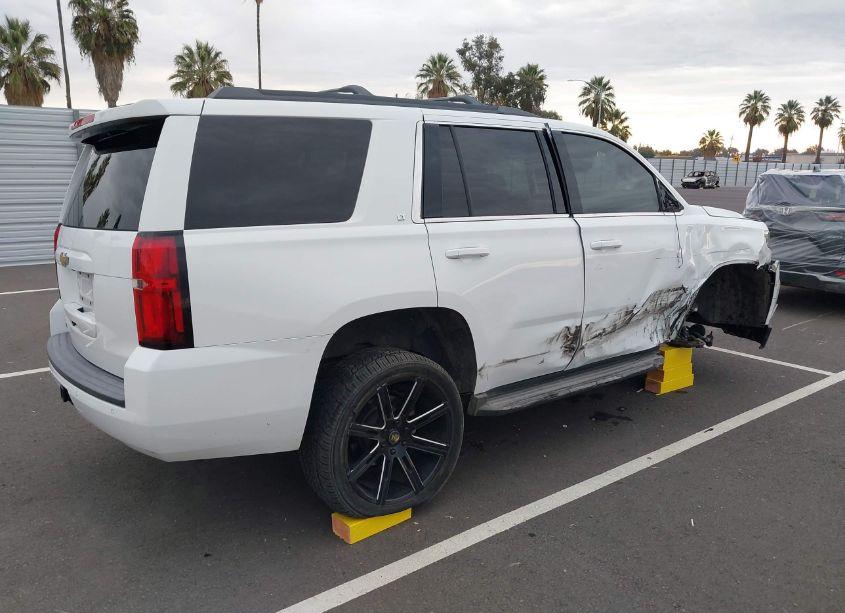 Photo 4 of 2016 Chevrolet Tahoe LT (VIN 1GNSKBKC4GR227453)