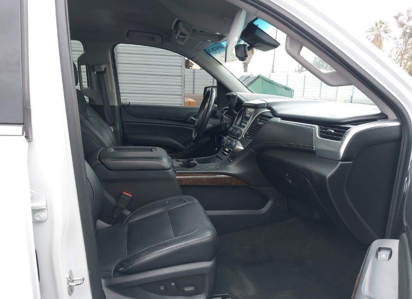 Photo 5 of 2016 Chevrolet Tahoe LT (VIN 1GNSKBKC4GR227453)