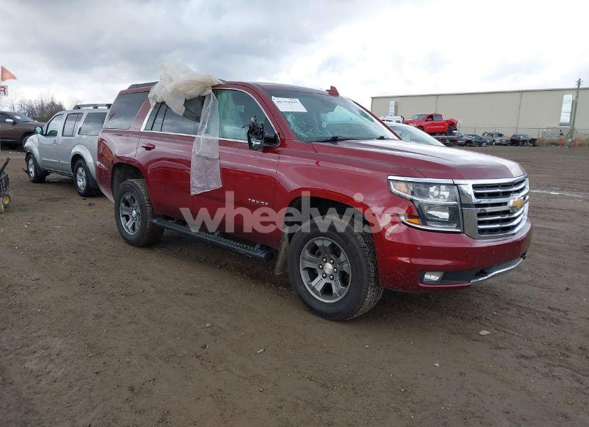 2017 Chevrolet Tahoe LT (VIN 1GNSKBKC4HR132750) main photo