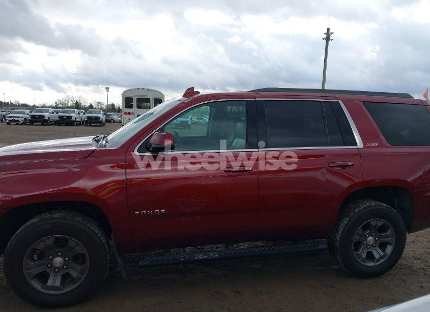 Photo 15 of 2017 Chevrolet Tahoe LT (VIN 1GNSKBKC4HR132750)