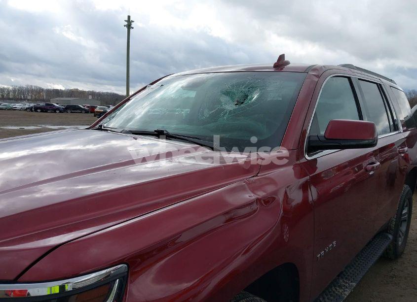 Photo 6 of 2017 Chevrolet Tahoe LT (VIN 1GNSKBKC4HR132750)