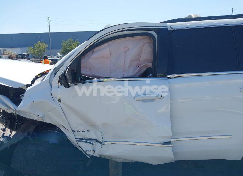 Photo 18 of 2017 Chevrolet Tahoe LT (VIN 1GNSKBKC4HR177090)