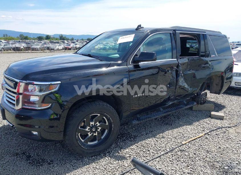 Photo 2 of 2017 Chevrolet Tahoe LT (VIN 1GNSKBKC4HR177168)