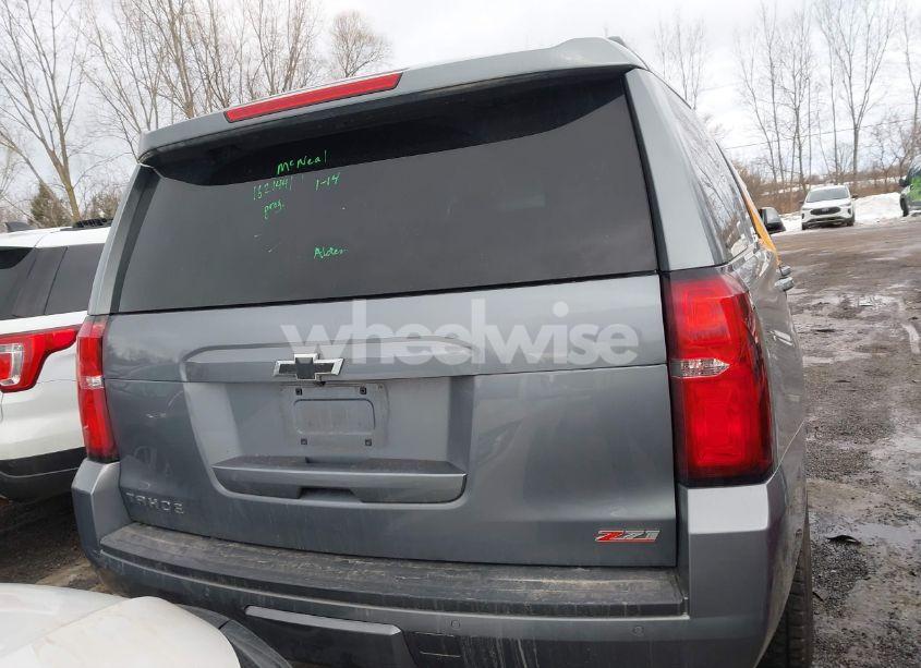 Photo 16 of 2018 Chevrolet Tahoe LT (VIN 1GNSKBKC4JR183090)