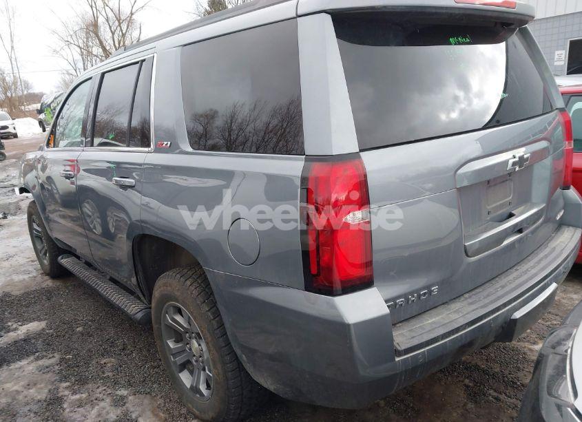 Photo 3 of 2018 Chevrolet Tahoe LT (VIN 1GNSKBKC4JR183090)