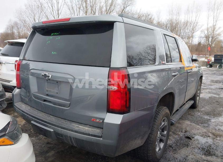 Photo 4 of 2018 Chevrolet Tahoe LT (VIN 1GNSKBKC4JR183090)