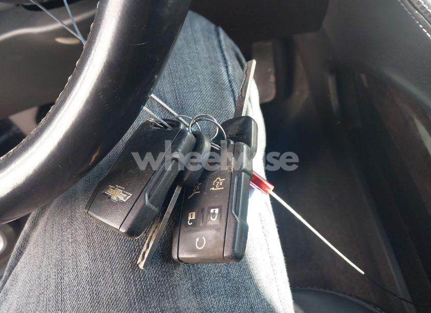 Photo 11 of 2018 Chevrolet Tahoe LT (VIN 1GNSKBKC4JR261190)